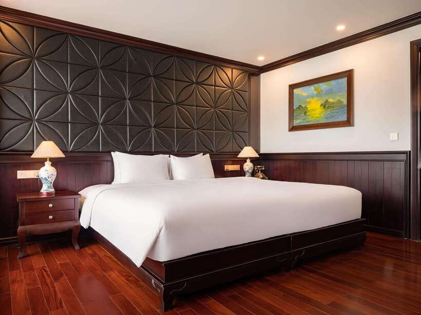 2-Day: Halong Lan Ha Bay 5 Stars Cruises w/Balcony & Bathtub - Getting Afloat: Hanoi Pickup, Tuan Chau Wharf, and Timing That Makes Sense