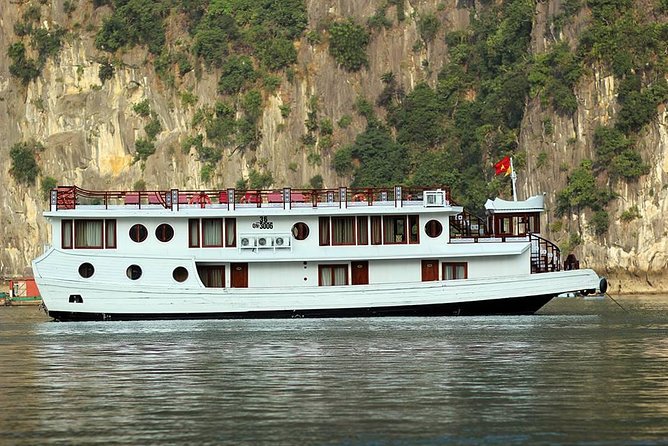 2-Day Oriental Sails Junk Cruise of Halong Bay - Two Days on Oriental Sails: What the experience is really like