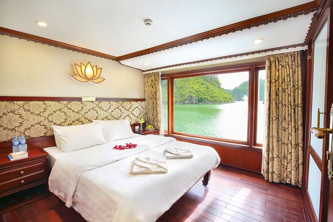 2-Day Oriental Sails Junk Cruise of Halong Bay - Guides and group size: when English and timing matter