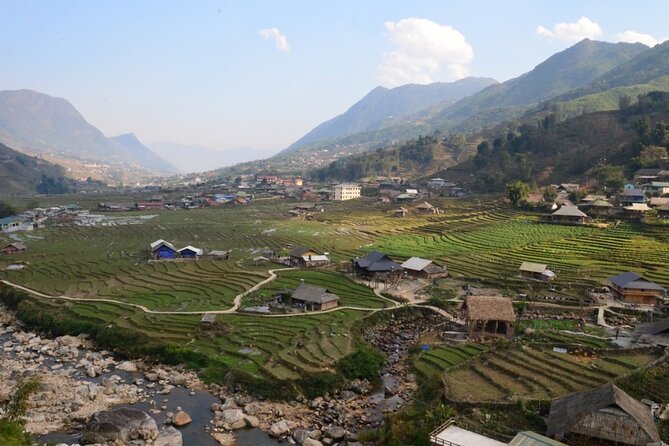 2-Day Sapa Guided Tour Slipping in Homestay From Hanoi - Day 2: village trekking around Ta Van, Giang Ta Chai, and Muong Hoa Valley