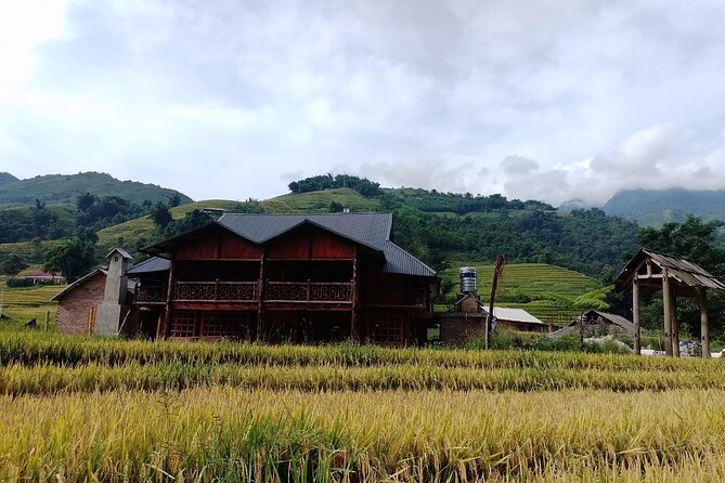 2-Day Sapa Guided Tour Slipping in Homestay From Hanoi - Pace, shoes, and what weather can do to your comfort