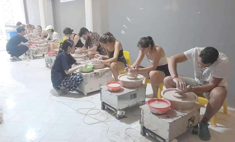 Bat trang Pottery Ceramics Class in Hanoi’s Old Quarter | VN - Beginner success tips: how to make the wheel work for you