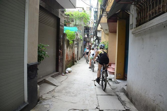 Bicycle Tours Hanoi: Half Day Hanoi City Bicycle Tours - The West Lake Segment: Views with Less Guesswork