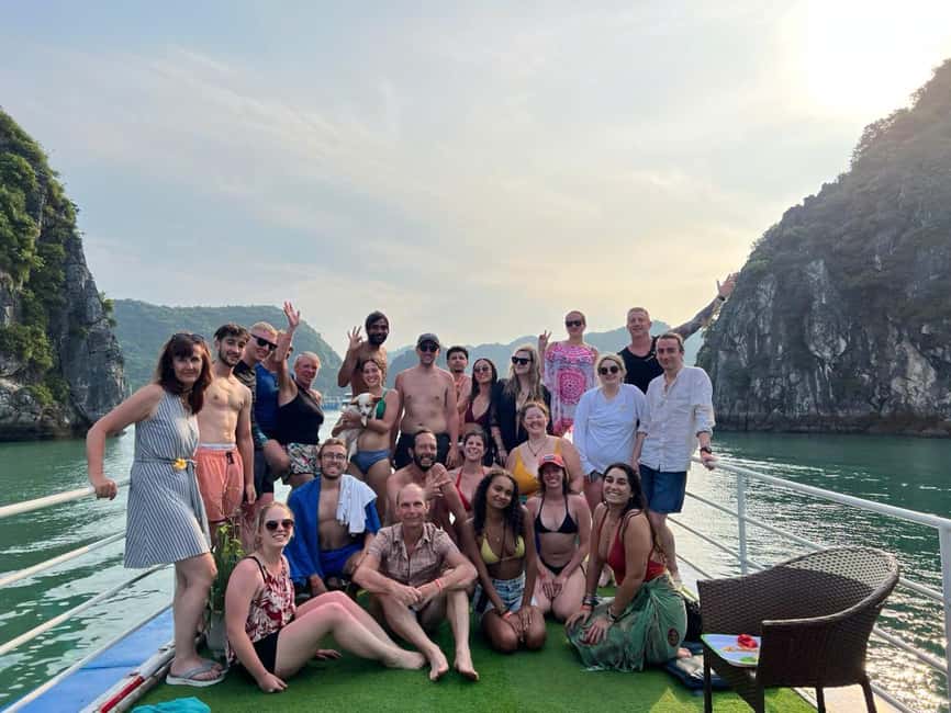 Cat Ba/Ha Noi: Lan Ha and Monkey Island Full Day Boat Trip - Bright and Dark Cave kayak time in the Cat Ba Biosphere Reserve