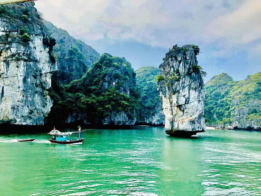 Cat Ba/Ha Noi: Lan Ha and Monkey Island Full Day Boat Trip - Sunset tea, calm cruising, and returning around 17:00