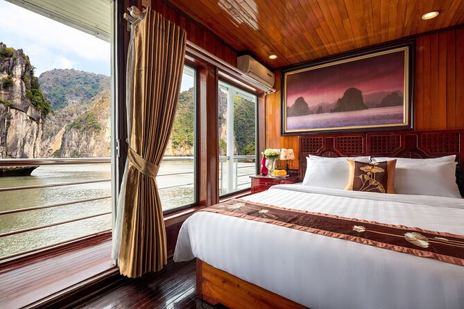 CozyBay Boutique 2D1N Kayak, Swiming ,Titop, Cave, Expressway way - Cabin Reality Check: Cleanliness, A/C Timing, and Boat Condition