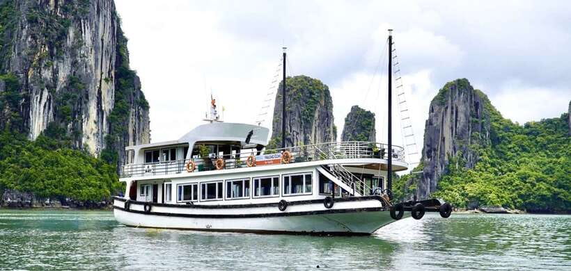 From Hanoi: 1 -Day Halong Bay Cruise With Big & Small Groups - Ti Top (Titov) Island: the best mix of climb, swim, and photos