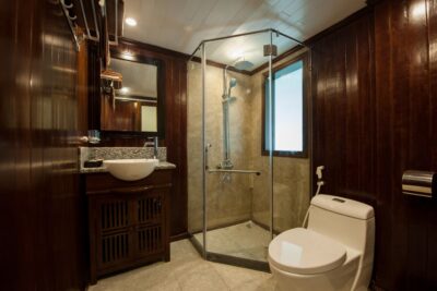 From Hanoi: 2-Day & 1 Night Halong Bay Tour - Inside the boat: 4-star comforts, plus real windows