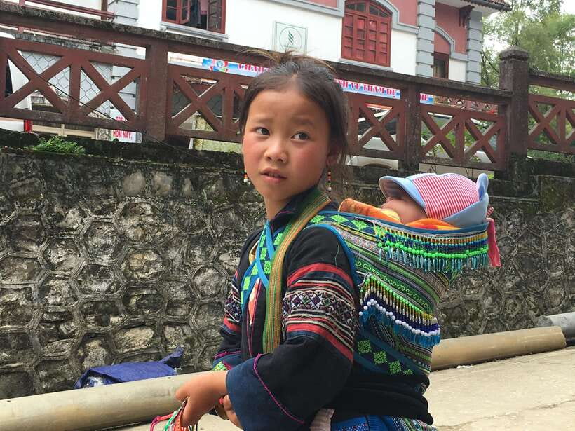 From Hanoi: 2-Day Sapa Trek Tour - Luxury Limousine Transfer - Fitness, weather, and pacing: what makes this tour easy or hard