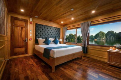 From Hanoi: Ha Long & Lan Ha Bay 2-Day Cruise with Meals - Day 1: the long transfer, then the bay switch flips fast