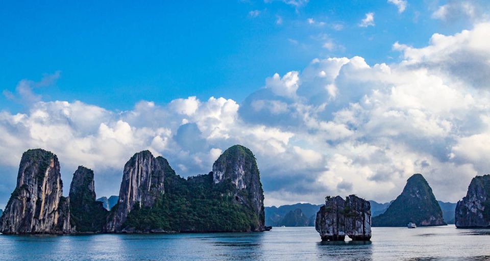 From Hanoi: Halong Bay Day Trip with Lunch and Transfers - Key highlights worth your attention