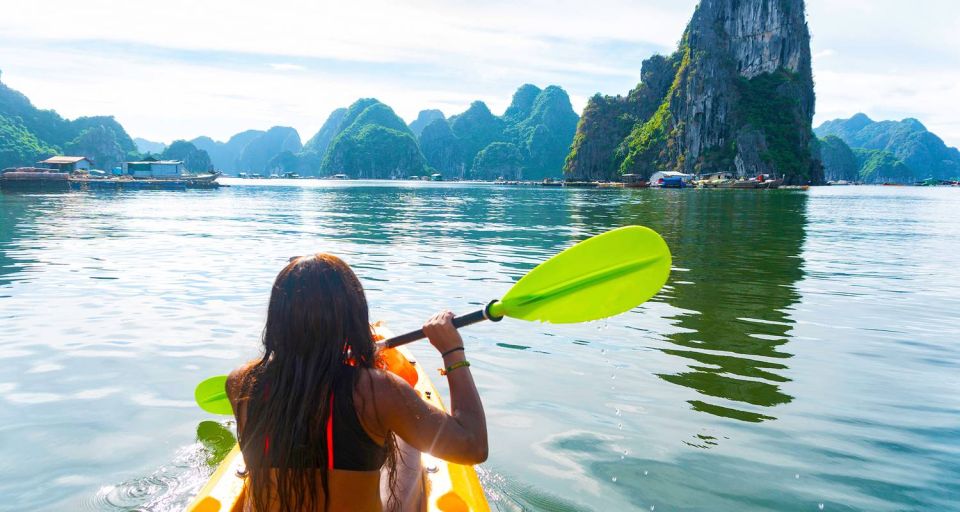 From Hanoi: Halong Bay Day Trip with Lunch and Transfers - Guides and organization: why the experience feels smooth