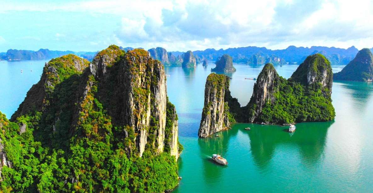 From Hanoi: Halong Bay Day Trip with Lunch and Transfers - Lunch on the cruise: simple, included, and actually useful