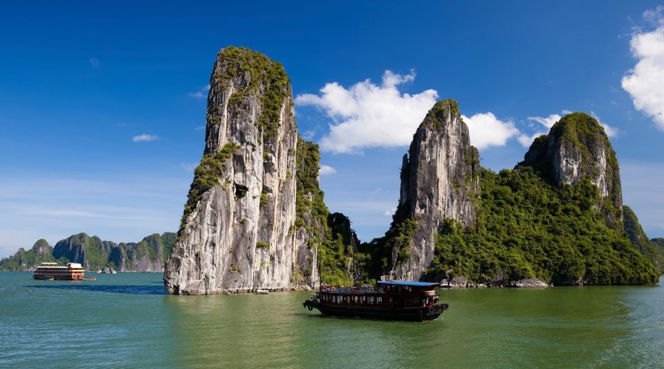 From Hanoi: Halong Bay Day Trip with Lunch and Transfers - Kayaking or bamboo boating in a mountain-ringed lagoon