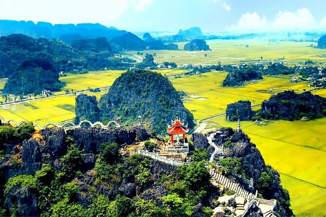 From Hanoi: Hoa Lu, Tam Coc, and Mua Cave Scenic Day Trip - Mua Cave and Ngoa Long Mountain: The Trek That Earns the Views