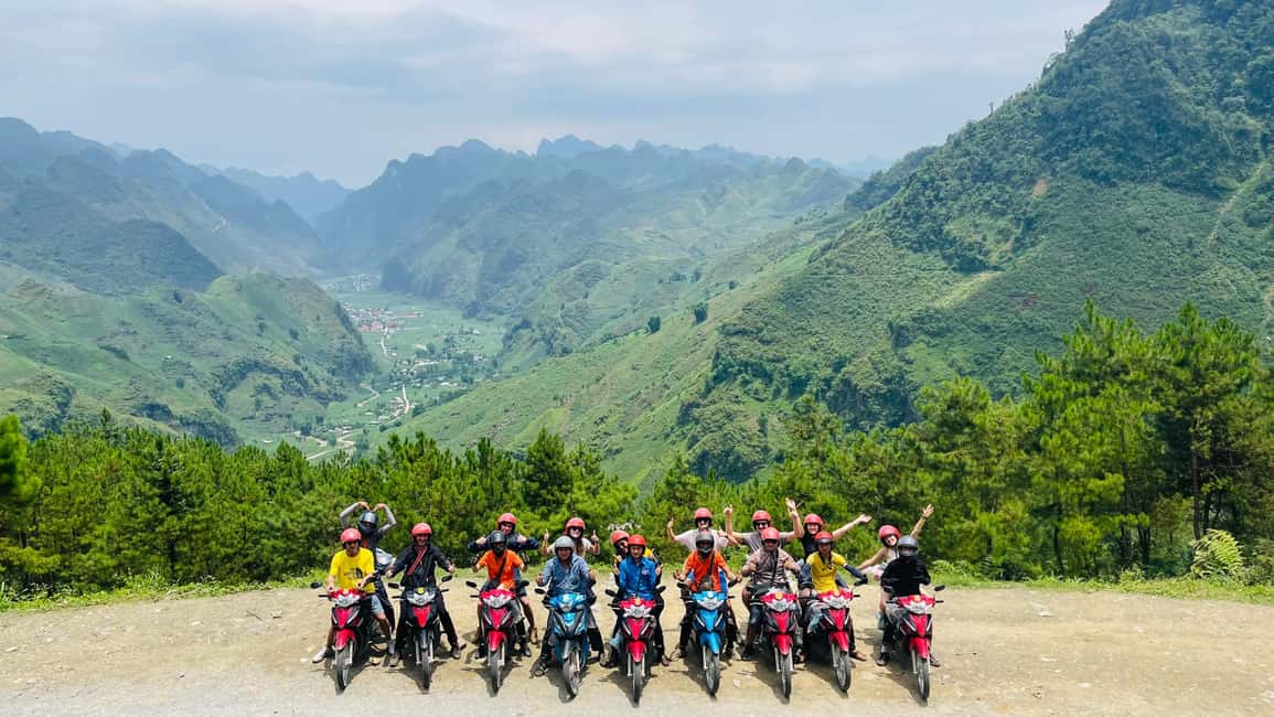 From Sapa: 3-Day Ha Giang Loop with Safe Rider (max 8 pax) - Day 2: Bac Sum, Heaven Gate, Tham Ma slope, and Dong Van at night