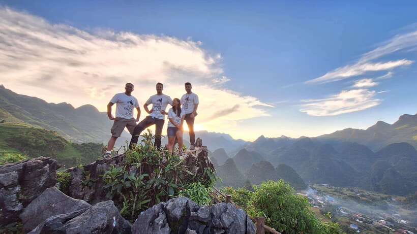 From Sapa: 3-Day Ha Giang Loop with Safe Rider (max 8 pax) - Day 3: Ma Pi Leng Pass, Tu San Canyon on the Nho Que, and Du Gia