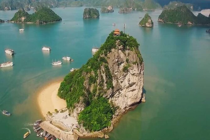 Ha Long Bay Cruise Day Tour with lunch, kayaking, surprise cave & titop island - A UNESCO Day Cruise That Fits Hanoi Schedules
