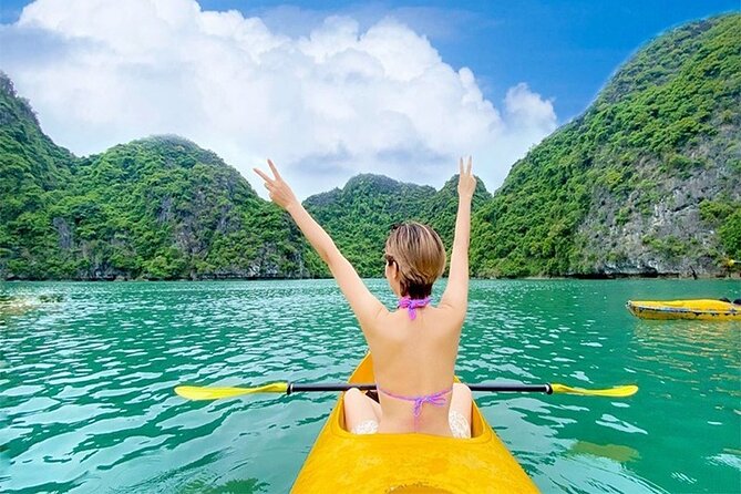 Halong Bay Day Tour 6Hour Deluxe Cruise Limousine Bus Small Group - Sung Sot Cave (Surprising Grotto): The Big, Impressive Grotto Stop