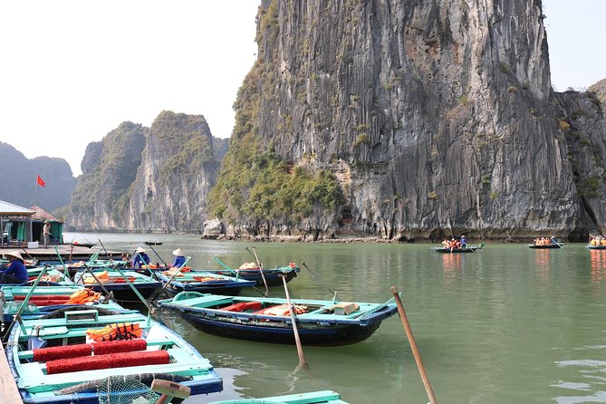 Halong Bay Day Tour Islands, Cave, Kayak. Lunch. All inclusive - Ba Hang Rowing: Kayak vs Bamboo Boat