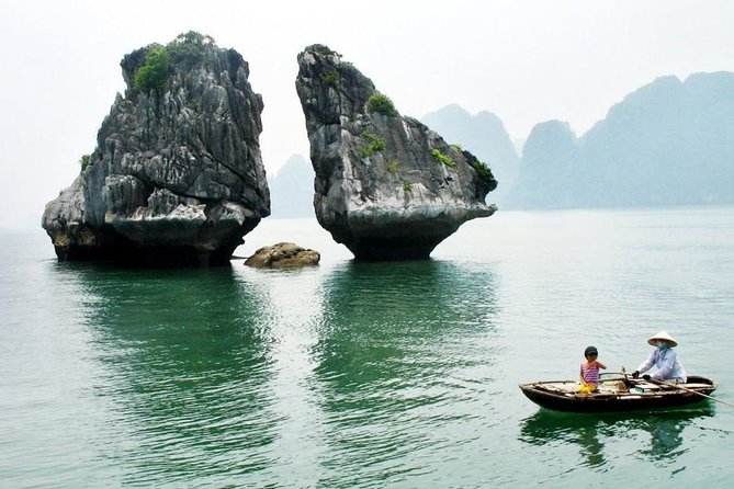 Halong Bay Full Day with Kayaking, Hiking viewpoint, Cave - Deluxe To Luxury - Titop Island: beach time plus the 420-step viewpoint hike