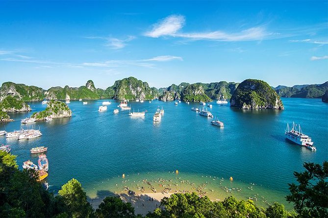 Halong Bay Full Day with Kayaking, Hiking viewpoint, Cave - Deluxe To Luxury - Kayaking or bamboo boat: choosing your water adventure