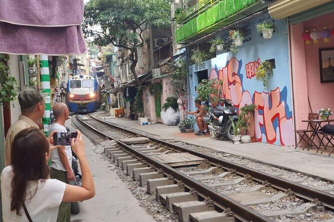 Hanoi All-In-One Tour: Highlights & Train Street & Culture & Fun - Hanoi Train Street: When the Story Leads to the Rails