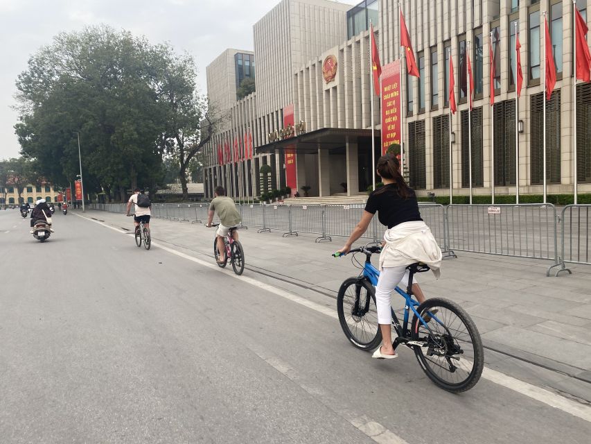 Hanoi: Bike Tour Through Hidden Gems and Banana Island - Lake B52: a conversation-friendly pause by wartime memory