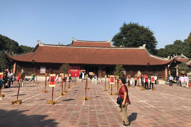 Hanoi City Half Day Private Tour: Hidden Corners & Train Street - Pickup, meeting point, and getting around without stress
