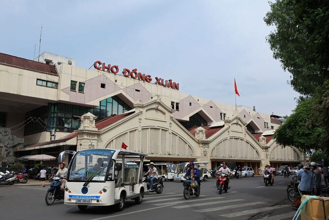 Hanoi City Half-Day Private Tour: Train Street And All Highlights - Dong Xuan Market and Long Bien Bridge: a smart break from monuments