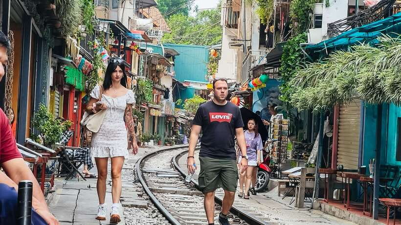 Hanoi: Guided Food Tour with Train Street Visit - Practical Tips I’d Use Before You Go