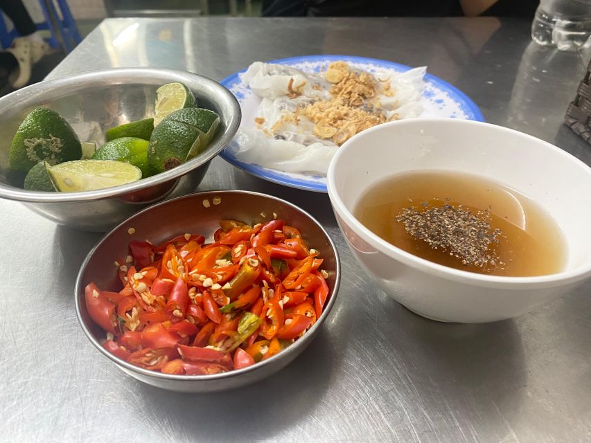 Hanoi: Guided Street Food Tour with Train Street Experience - Price and Value: Why $17 Feels Fair (If You Want This Type of Night)