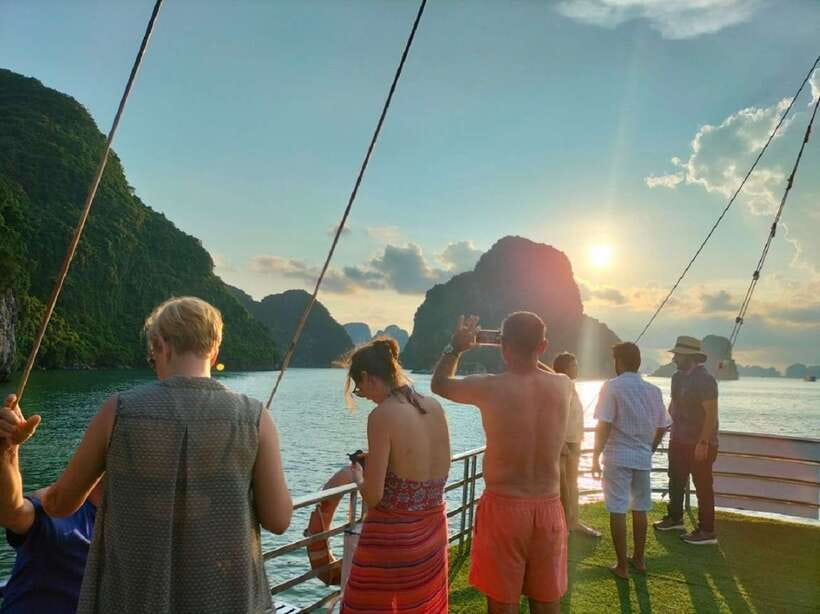 Hanoi: Ha Long Bay Day Cruise - Swimming, Meal, Kayaking - Titop Island: beach swim and the view hike (pick your pace)