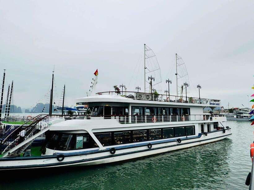 Hanoi: Ha Long Bay Day Trip - Luxury Cruise & Buffet Lunch - Buffet Lunch on Board: More Than a Quick Bite