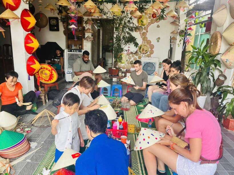 Hanoi: Incense Village, Hat, and Lacquer Artisanal Tour - Train Street drop-off: how to use it without ruining your day