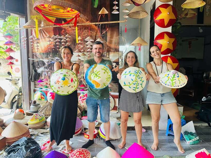 Hanoi: Incense Village, Hat, and Lacquer Artisanal Tour - What the bus ride and pacing actually do for you