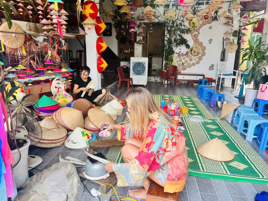 Hanoi: Incense Village, Hat, Lacquer, & City Highlights Tour - Train Street (Optional): A Late-Stage Bonus You Control