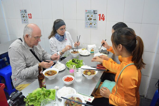 Hanoi Jeep Tours Led By Women: City & Red River Half Day - West Lake: landmarks plus a break with bia hoi