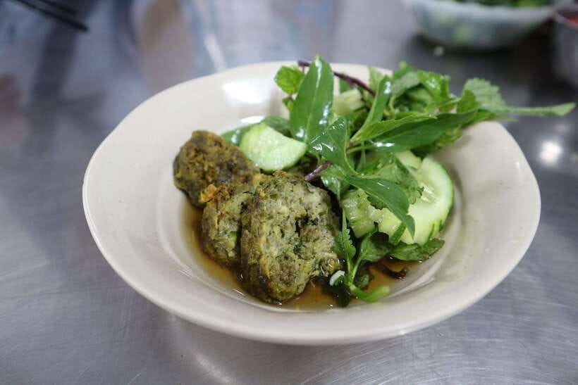 Hanoi: Michelin Guide Street Food Walking Tour - Who This Tour Fits Best (And Who Should Skip It)