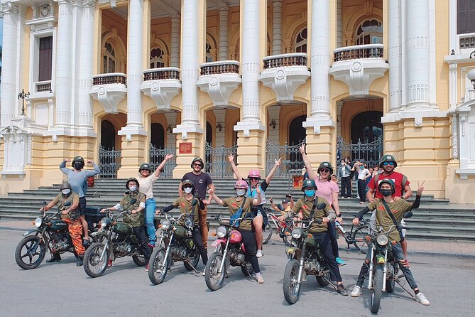 Hanoi Motorbike Tour: Hanoi HIGHTLIGHTS & HIDDEN GEMS - Train Street Photo Work-Around and the Bếp Vua Chả Cá Stop