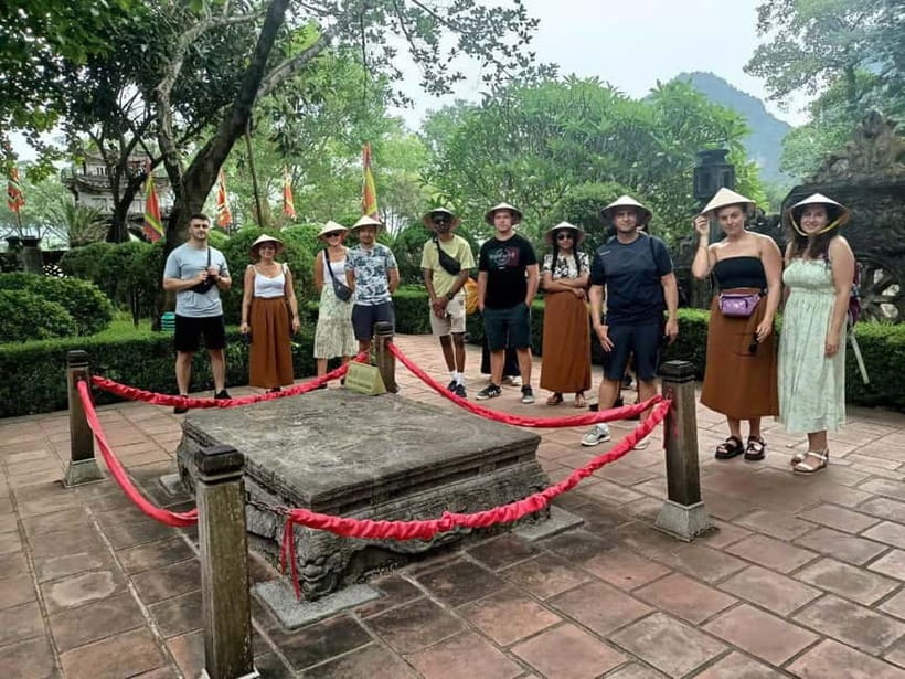 Hanoi/Ninh Binh: 1-Day Tam Coc/Trang An, Hoa Lu & Mua Caves - Getting back to Hanoi: a long day, but a clean finish