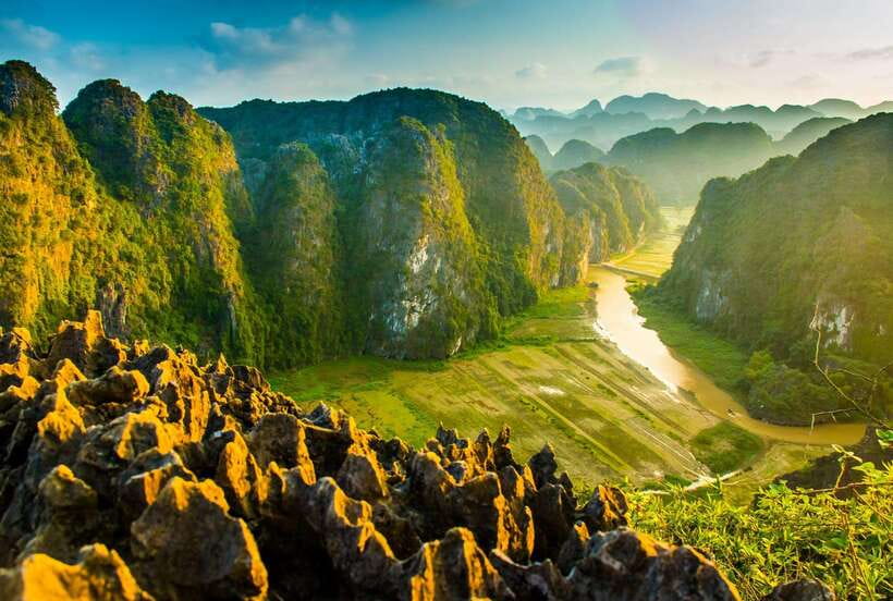 Hanoi: Ninh Binh, Trang An, Mua Cave and Bai Dinh Pagoda - Bai Dinh Pagoda: where scale is the main attraction