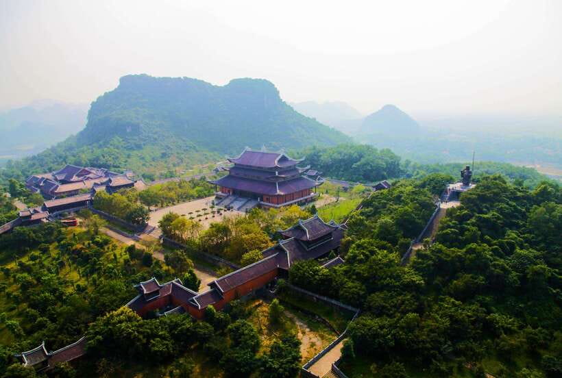 Hanoi: Ninh Binh, Trang An, Mua Cave and Bai Dinh Pagoda - Timing and lunch in Tam Coc: how the day stays manageable
