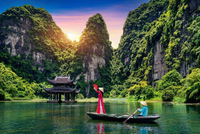 Hanoi: Ninh Binh, Trang An, Mua Cave and Bai Dinh Pagoda - Price and what you really get for $38