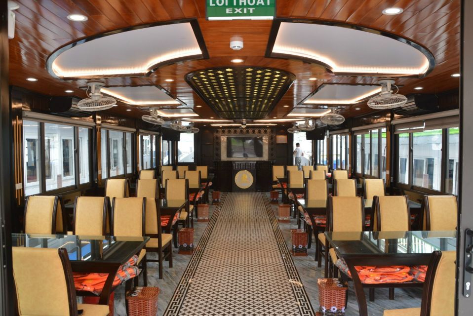 Hanoi: Roundtrip Halong Bay Islands, Caves, Kayaking & Lunch - Sung Sot Cave at Bo Nau Island: the classic stop you’ll remember