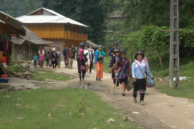 Hanoi - Sapa 3 Day 2 Night Trekking With Hotel & Homestay - Ta Van Homestay Night: What the Term Homestay Means Here