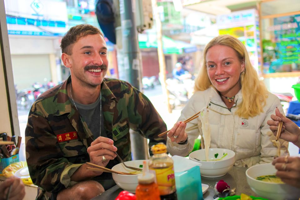 Hanoi: Small-Group Street Food Walking Tour - The cultural add-on: why a traditional dance show belongs here