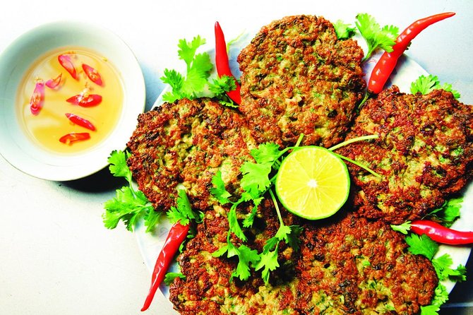 Hanoi street food tour (small group) - What the Guide Actually Does for You (Beyond Naming Dishes)