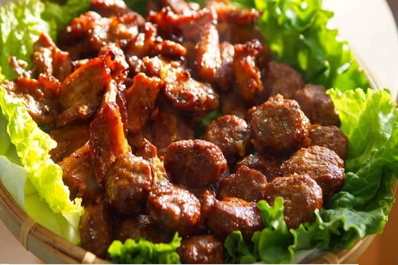 Hanoi: Street Food Tour with Train Street & Hidden Alleyways - Ta Hien beer street: the atmosphere stop (no hard sell)
