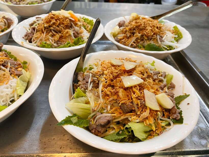 Hanoi: Vietnamese Street Food Tour with Egg Coffee - Key highlights worth your attention